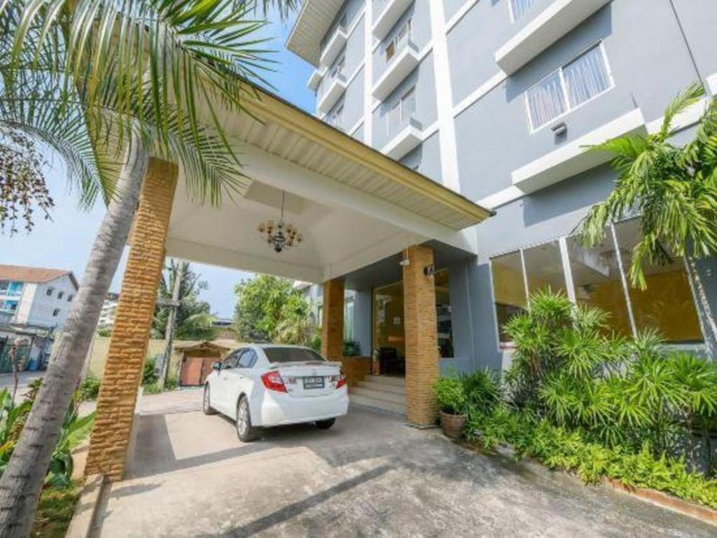 Tycoon Place Garden Pattaya Bagian luar foto