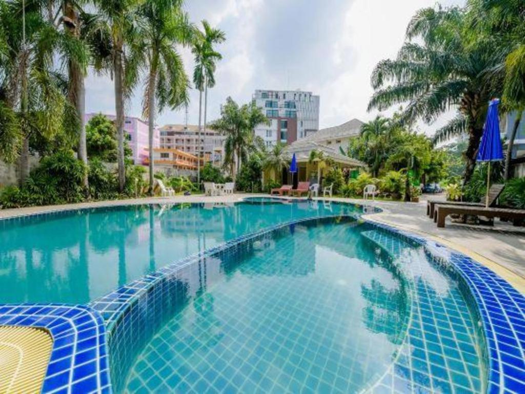 Tycoon Place Garden Pattaya Bagian luar foto