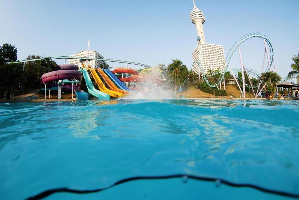 Tycoon Place Garden Pattaya Bagian luar foto