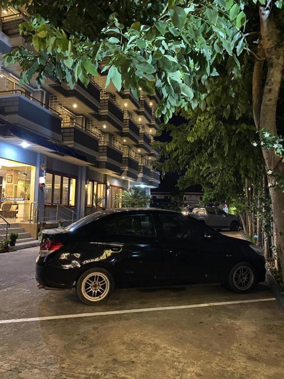 Tycoon Place Garden Pattaya Bagian luar foto