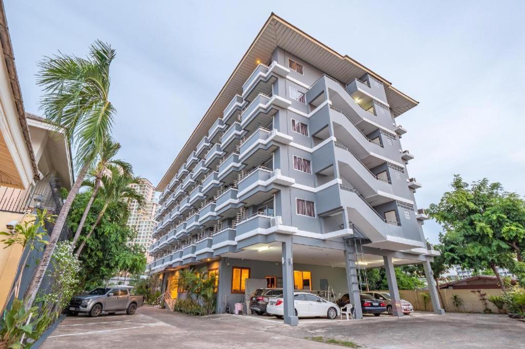 Tycoon Place Garden Pattaya Bagian luar foto