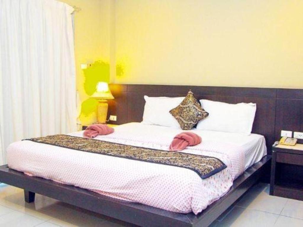 Tycoon Place Garden Pattaya Bagian luar foto